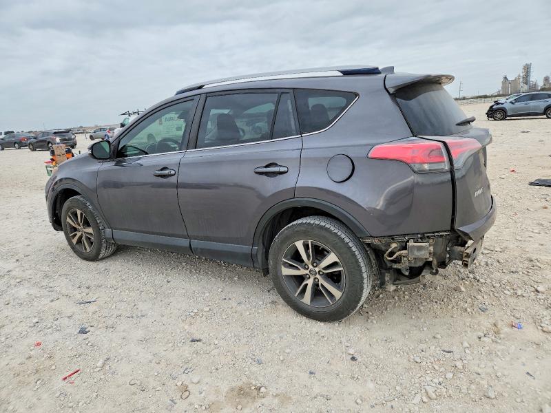 Photo 2 from auction – 2017 TOYOTA RAV4 XLE with VIN JTMWFREV1HJ113219