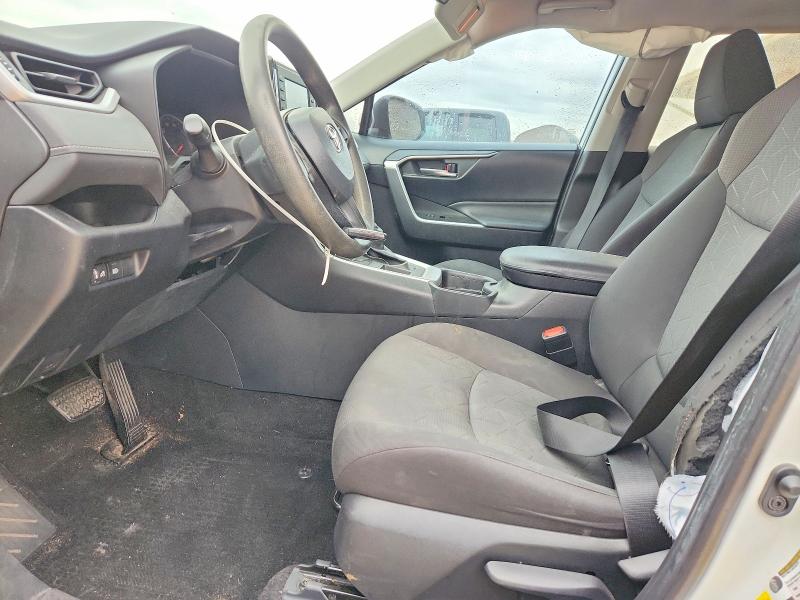 Photo 7 from auction – 2019 TOYOTA RAV4 with VIN 2T3W1RFV2KC003822