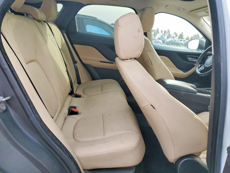Photo 10 from auction – 2017 JAGUAR F-PACE PRE with VIN SADCJ2BV9HA493007