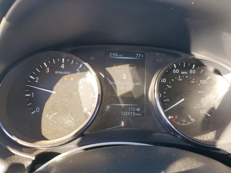 Photo 9 from auction – 2017 NISSAN ROGUE with VIN JN8AT2MT1HW403607