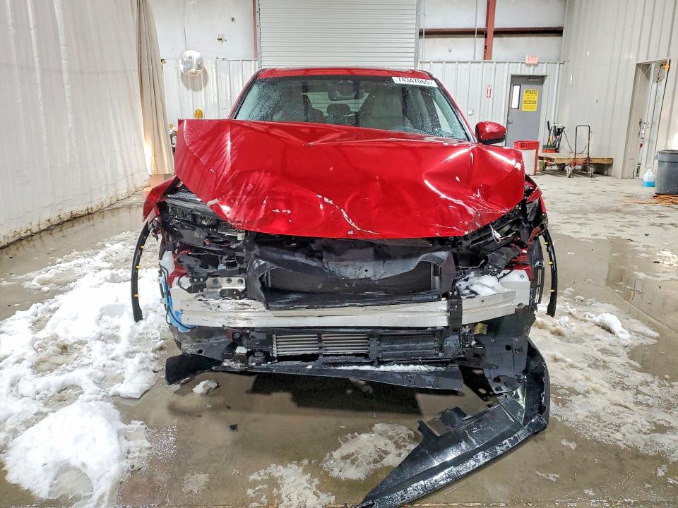 Photo 5 from auction – 2024 HONDA CR-V with VIN 7FARS4H71RE015524