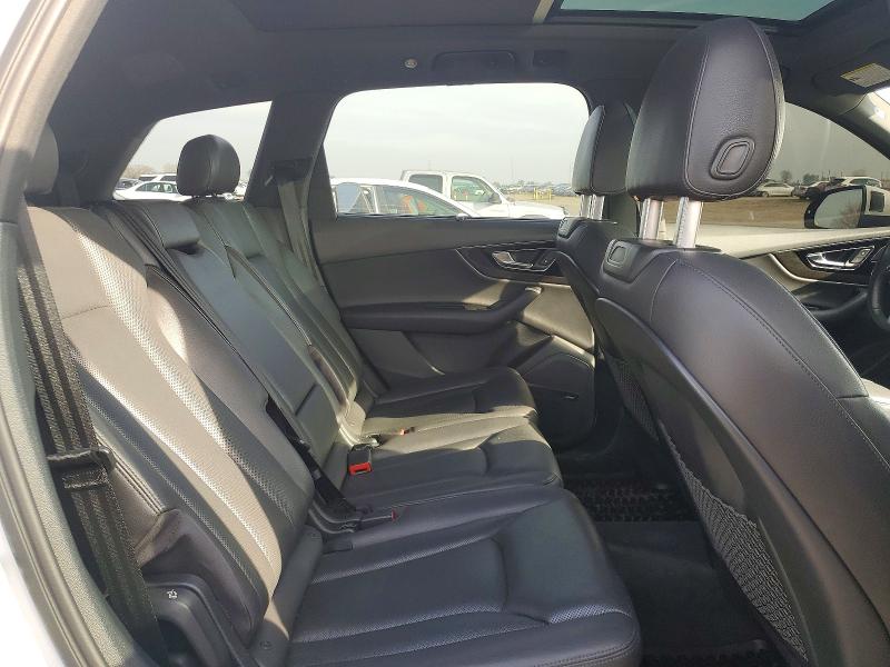 Photo 11 from auction – 2017 AUDI Q7 with VIN WA1VAAF77HD037896