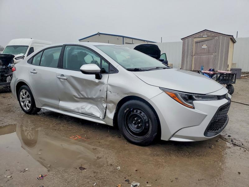 Photo 4 from auction – 2022 TOYOTA COROLLA LE with VIN 5YFEPMAE8NP347415