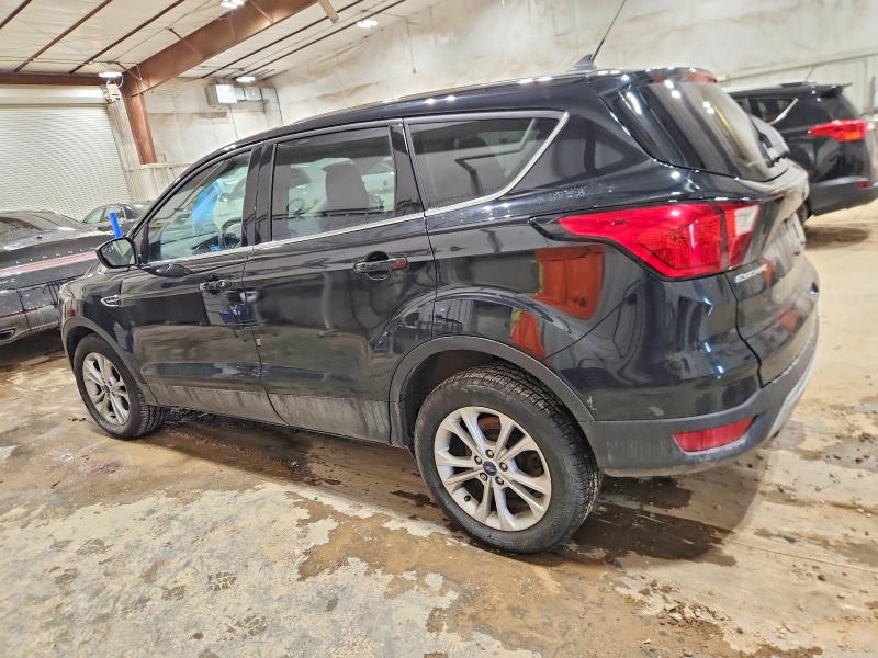 Photo 2 from auction – 2019 FORD ESCAPE SE with VIN 1FMCU9GD3KUC09707