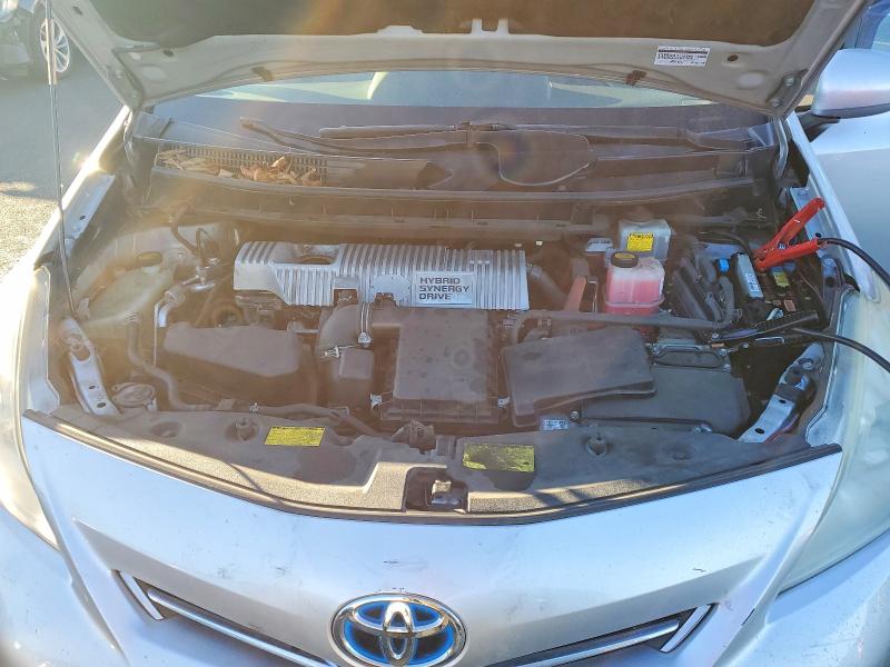 Photo 11 from auction – 2013 TOYOTA PRIUS V with VIN JTDZN3EU9D3239010