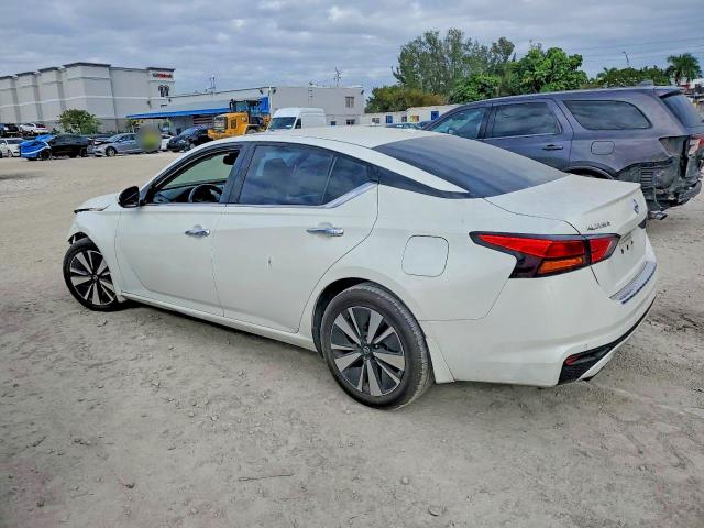 Photo 2 from auction – 2020 NISSAN ALTIMA SL with VIN 1N4BL4EV7LN310073