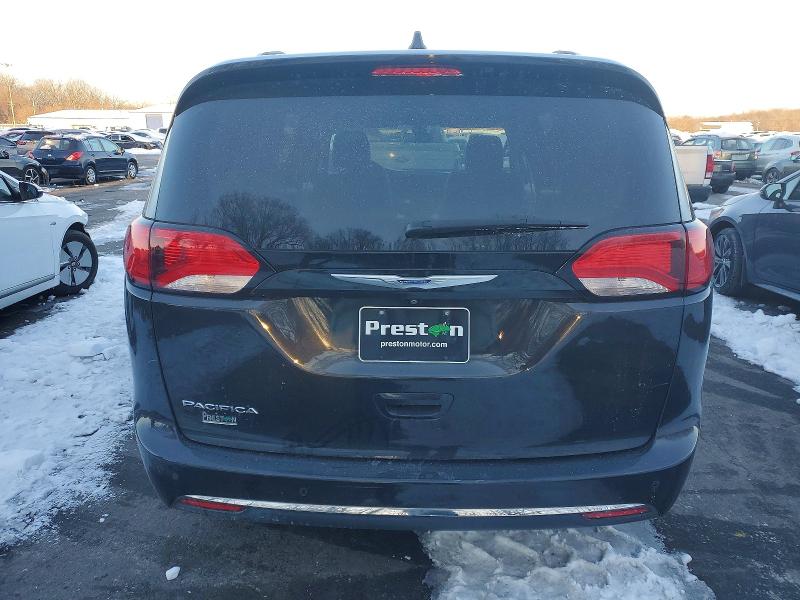 Photo 6 from auction – 2019 CHRYSLER PACIFICA T with VIN 2C4RC1BG4KR505997