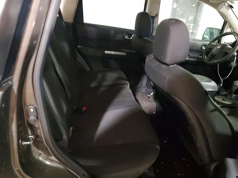 Photo 11 from auction – 2011 MITSUBISHI ENDEAVOR L with VIN 4A4JN2AS4BE035916