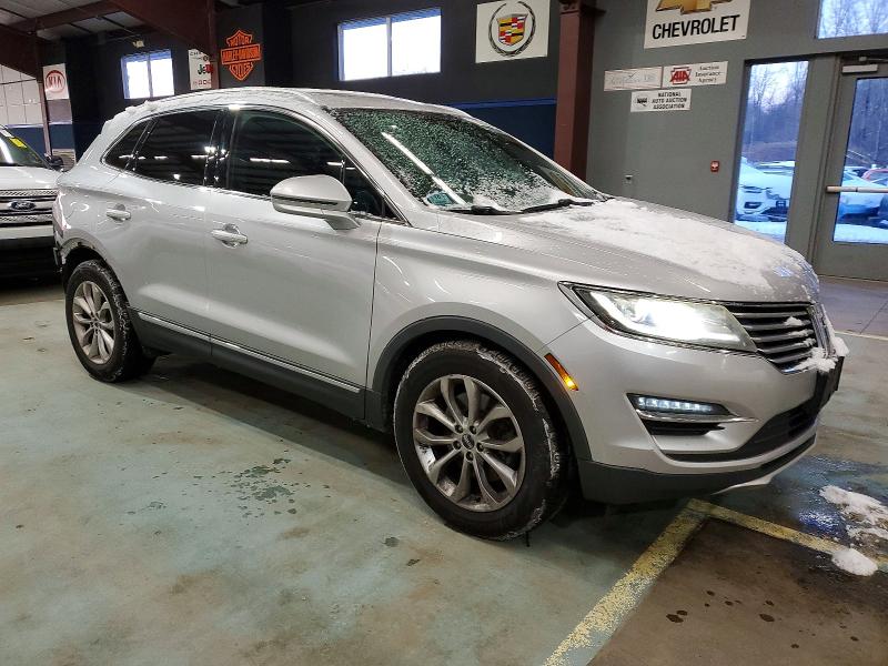 Photo 4 from auction – 2016 LINCOLN MKC SELECT with VIN 5LMCJ2D99GUJ20812