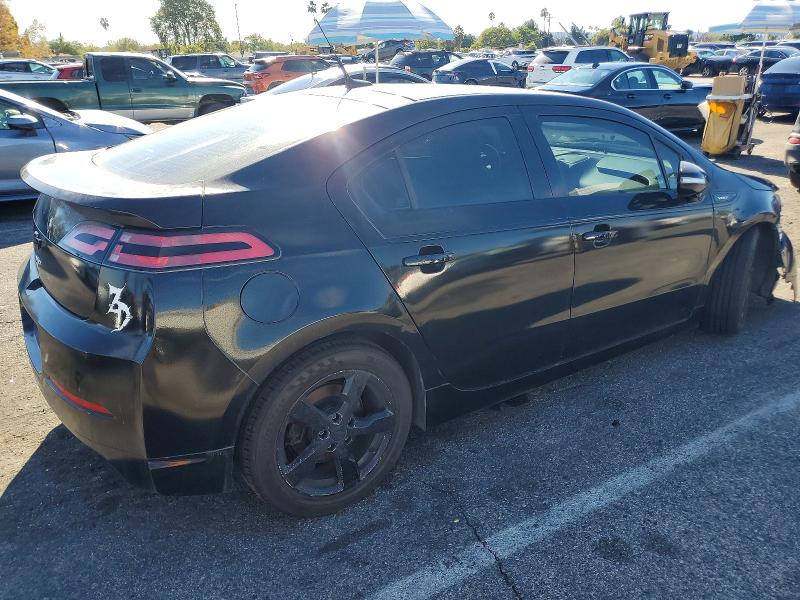 Photo 3 from auction – 2014 CHEVROLET VOLT with VIN 1G1RF6E4XEU171125