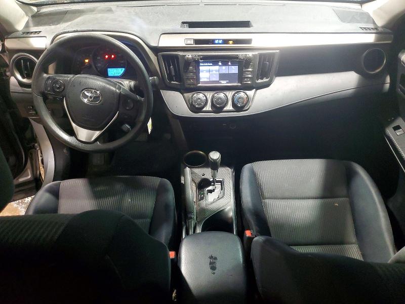 Photo 8 from auction – 2014 TOYOTA RAV4 LE with VIN JTMBFREV3ED052657