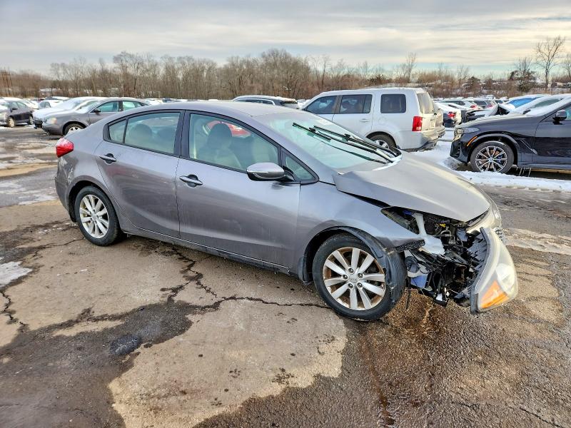 Photo 4 from auction – 2016 KIA FORTE LX with VIN KNAFX4A65G5503811