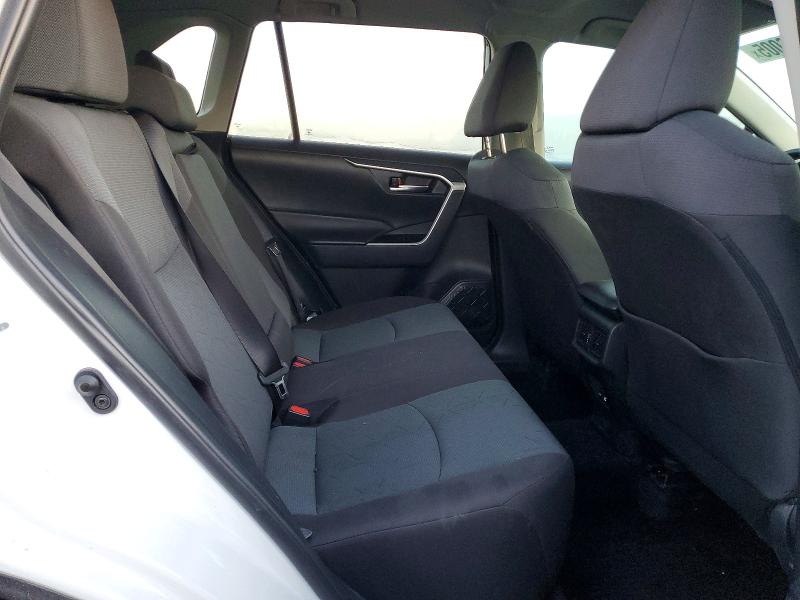 Photo 11 from auction – 2024 TOYOTA RAV4 XLE with VIN 2T3P1RFV1RC464136