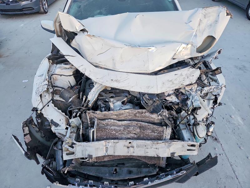 Photo 11 from auction – 2018 CHEVROLET MALIBU LT with VIN 1G1ZD5ST3JF210308