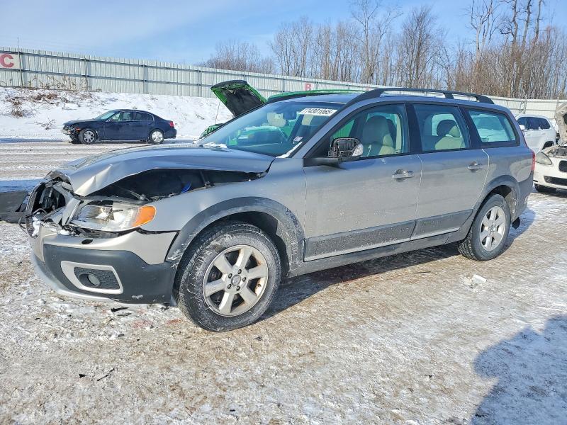 VOLVO XC70 2008 with VIN YV4BZ982581035502 - Photo from auction