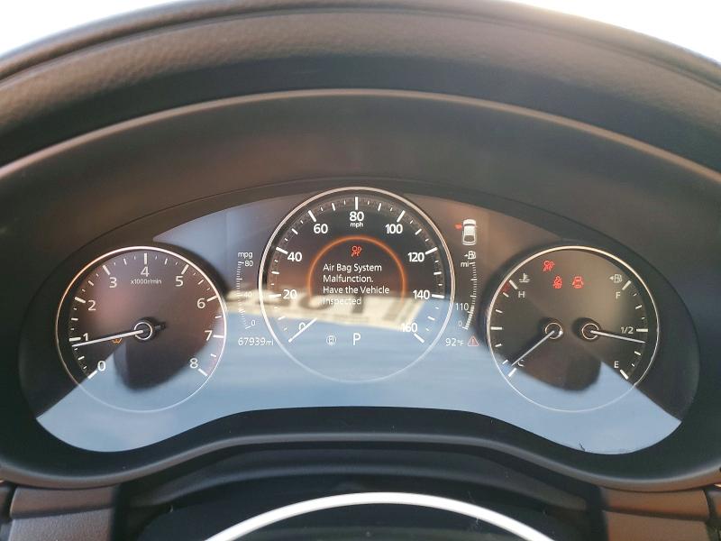 Photo 9 from auction – 2019 MAZDA 3 with VIN JM1BPAMM9K1135644