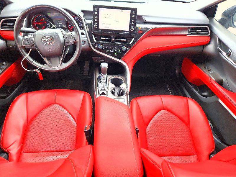 Photo 8 from auction – 2022 TOYOTA CAMRY with VIN 4T1K61AK9NU021101