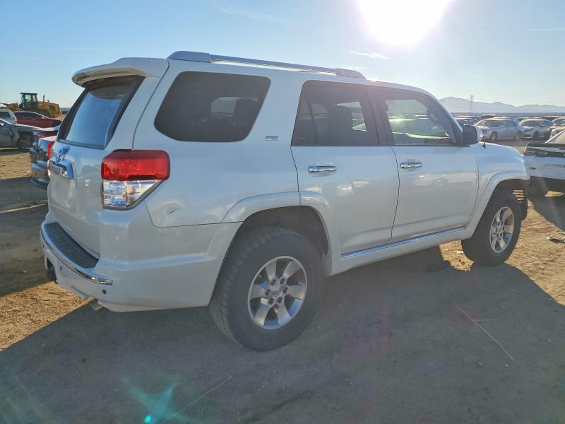 Photo 3 from auction – 2011 TOYOTA 4RUNNER SR with VIN JTEBU5JR0B5064144