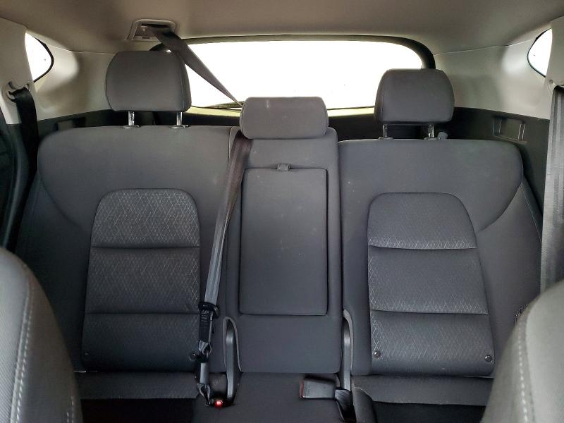 Photo 10 from auction – 2017 HYUNDAI TUCSON with VIN KM8J3CA22HU493497