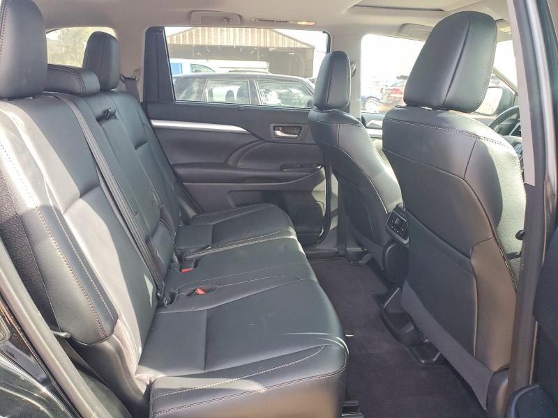 Photo 10 from auction – 2016 TOYOTA HIGHLANDER with VIN 5TDKKRFH6GS501440