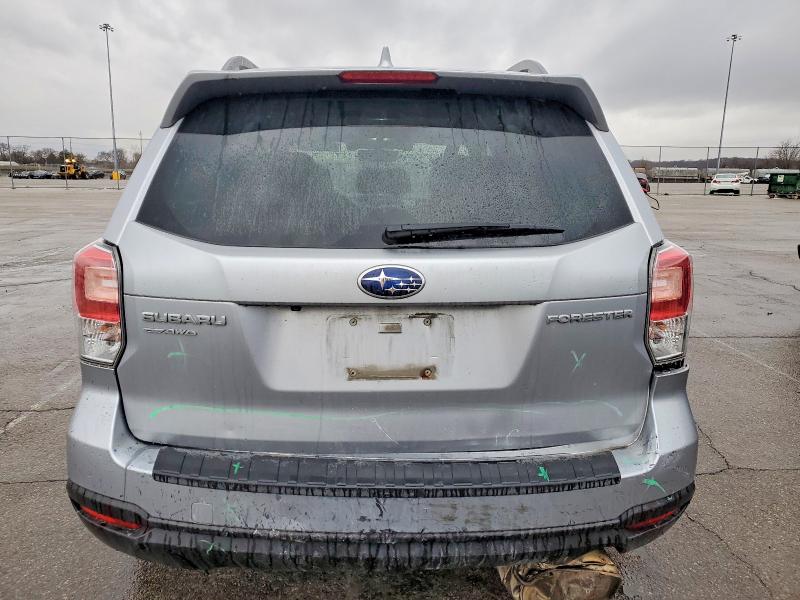 Photo 6 from auction – 2018 SUBARU FORESTER 2 with VIN JF2SJAGC1JH571688