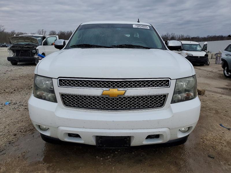 Photo 5 from auction – 2009 CHEVROLET SUBURBAN with VIN 1GNFK36329J112563