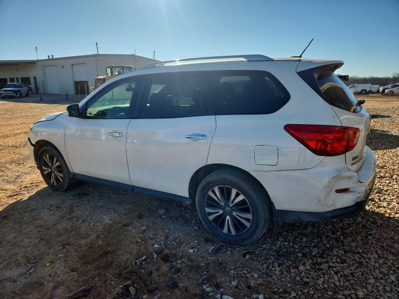 Photo 2 from auction – 2017 NISSAN PATHFINDER with VIN 5N1DR2MM5HC908482