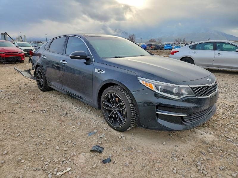 Photo 4 from auction – 2016 KIA OPTIMA EX with VIN 5XXGU4L30GG056514