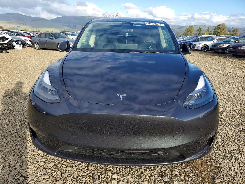 Photo 5 from auction – 2025 TESLA MODEL Y with VIN 7SAYGAEE1SF260360