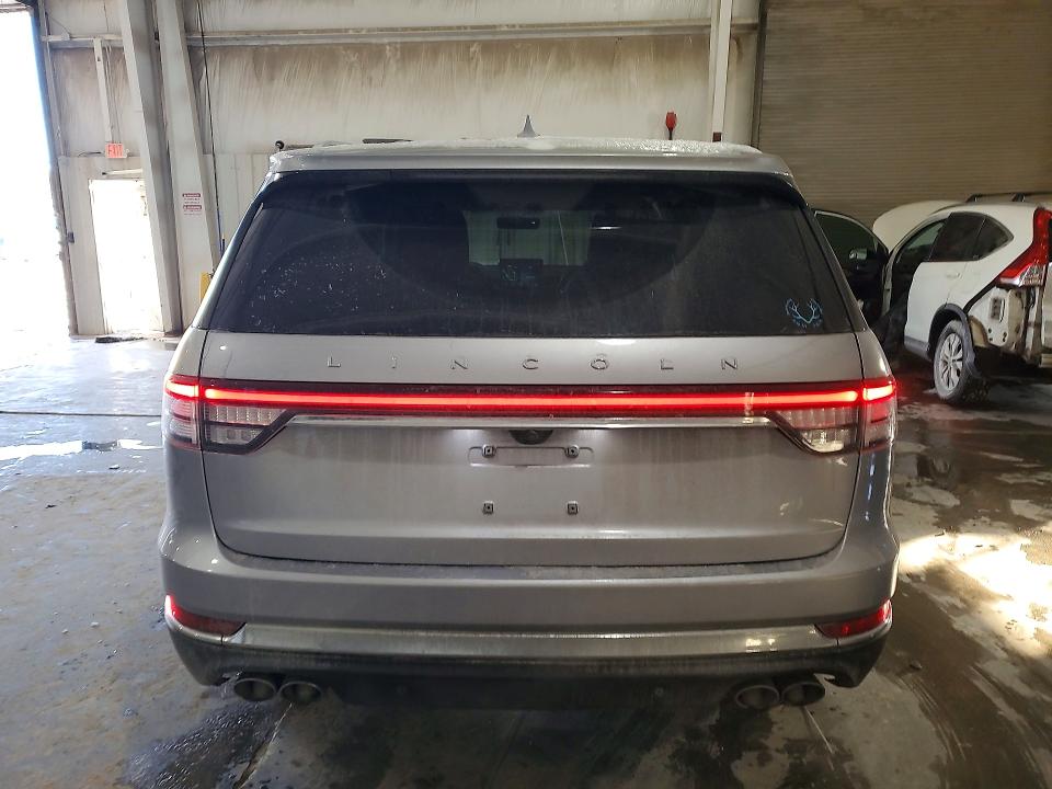 Photo 6 from auction – 2020 LINCOLN AVIATOR RE with VIN 5LM5J7XC7LGL26314