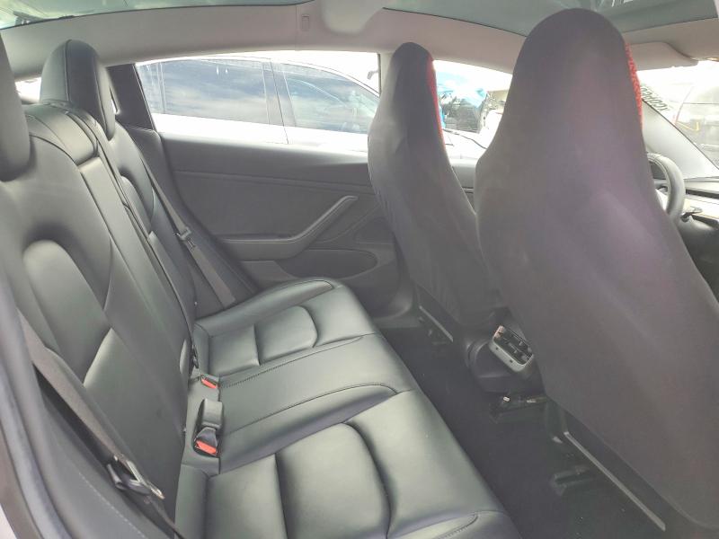 Photo 10 from auction – 2018 TESLA MODEL 3 with VIN 5YJ3E1EB1JF093371