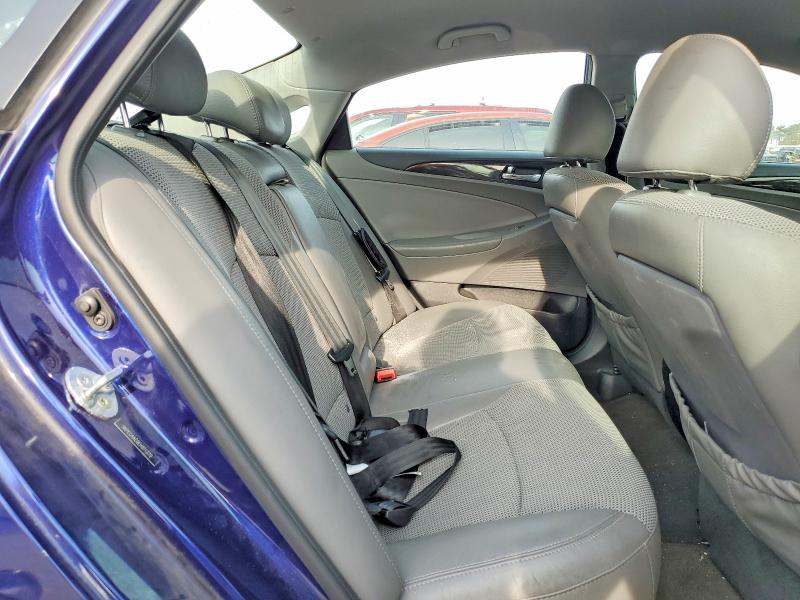 Фото 10 с аукциона – 2014 HYUNDAI SONATA SE с VIN 5NPEC4AC0EH811370