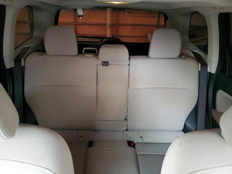 Photo 10 from auction – 2018 SUBARU FORESTER 2 with VIN JF2SJAGC8JH463438
