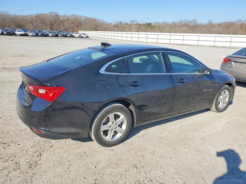 Photo 3 from auction – 2023 CHEVROLET MALIBU with VIN 1G1ZD5ST7PF206268
