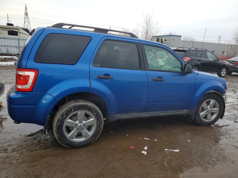 Photo 3 from auction – 2011 FORD ESCAPE with VIN 1FMCU0DG0BKC67246