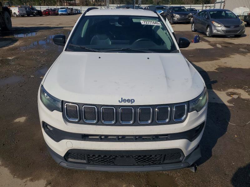 Снимка 5 от търг – 2022 JEEP COMPASS LA с VIN 3C4NJCBB3NT213456