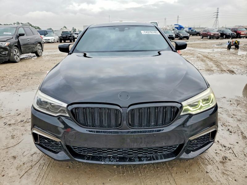 Photo 5 from auction – 2018 BMW M550XI with VIN WBAJB9C52JB287435