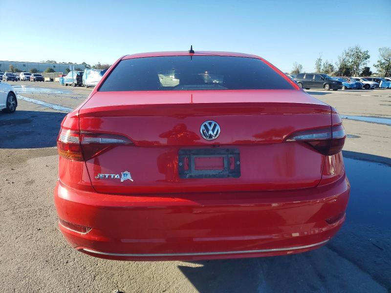 Photo 6 from auction – 2019 VOLKSWAGEN JETTA with VIN 3VWCB7BU5KM158301