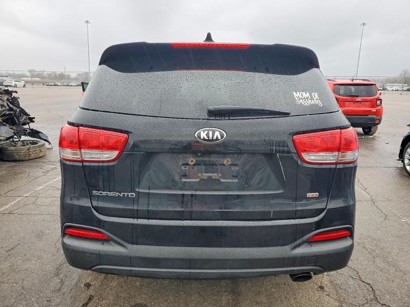 Photo 6 from auction – 2016 KIA SORENTO LX with VIN 5XYPGDA37GG003833