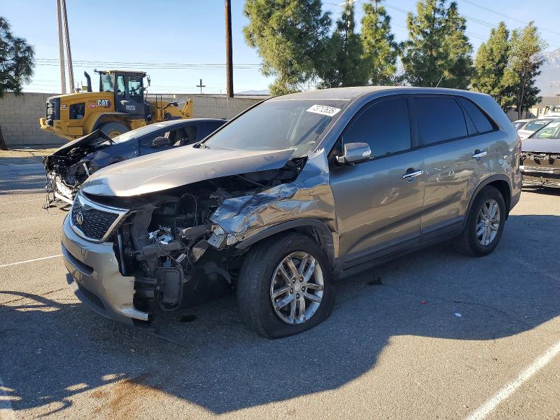 KIA SORENTO LX 2014 with VIN 5XYKT3A65EG426014 - Photo from auction