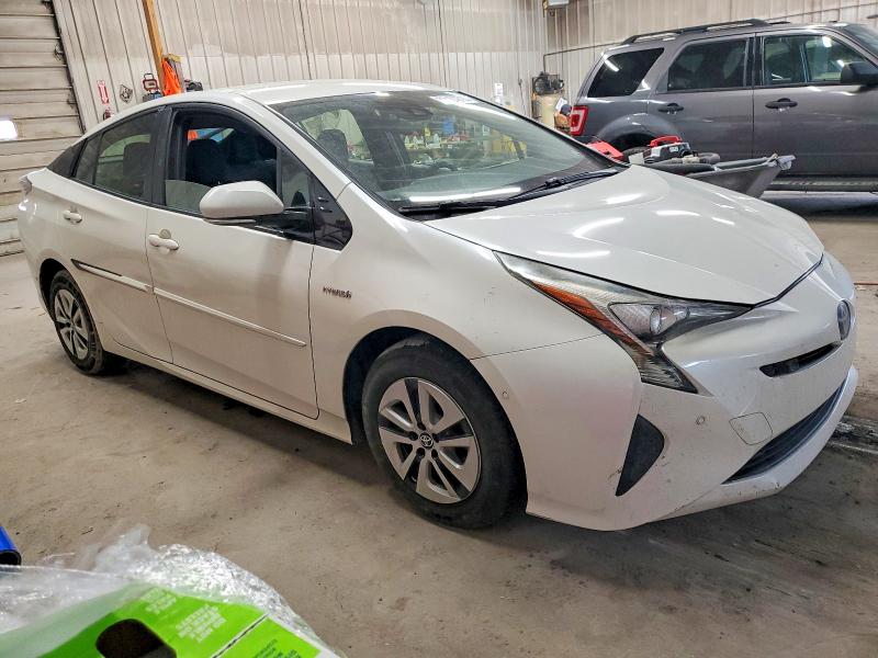 Photo 4 from auction – 2018 TOYOTA PRIUS with VIN JTDKARFU3J3057698
