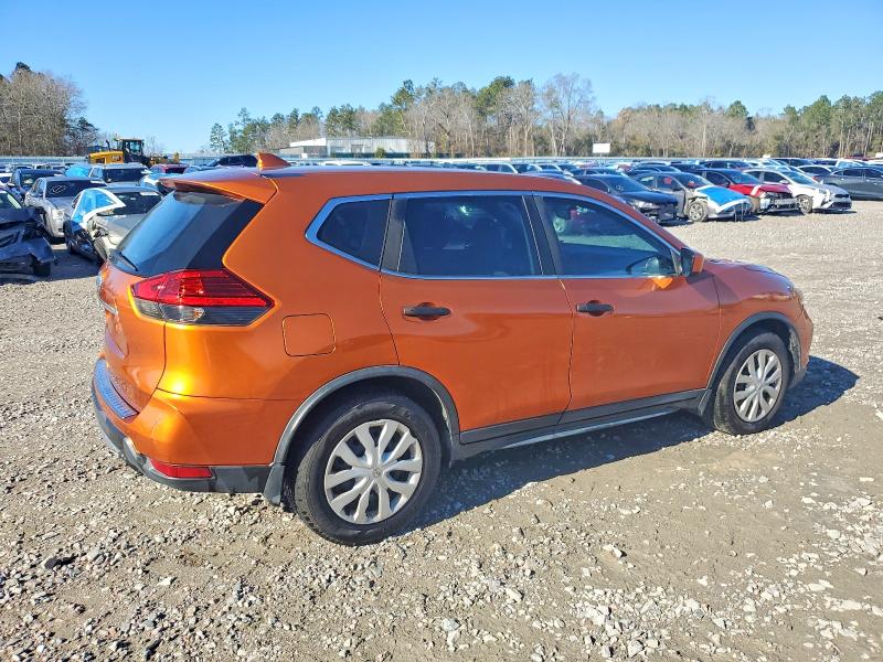 Photo 3 from auction – 2017 NISSAN ROGUE with VIN JN8AT2MT8HW385607