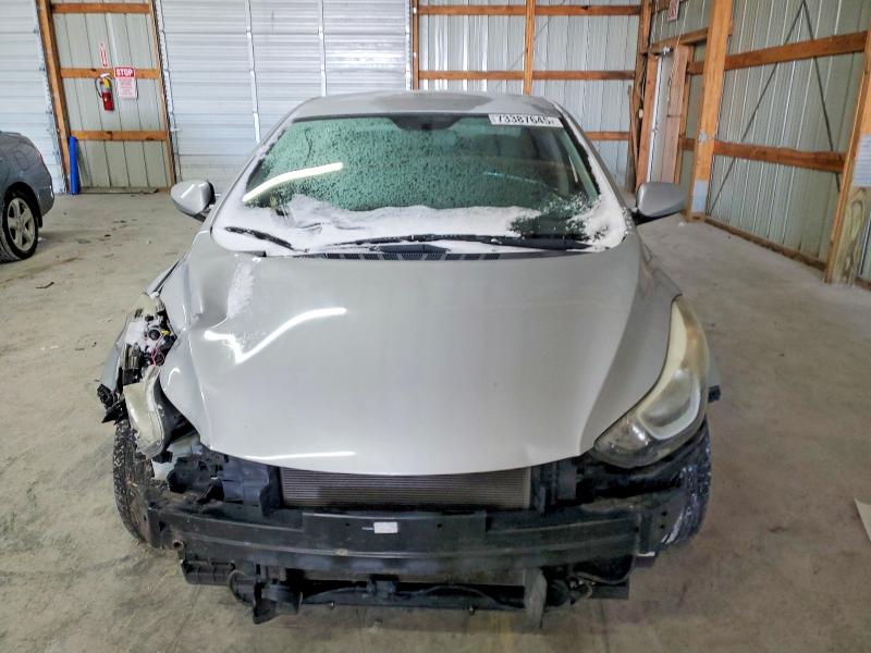 Photo 5 from auction – 2016 HYUNDAI ELANTRA with VIN KMHDH4AE9GU575708