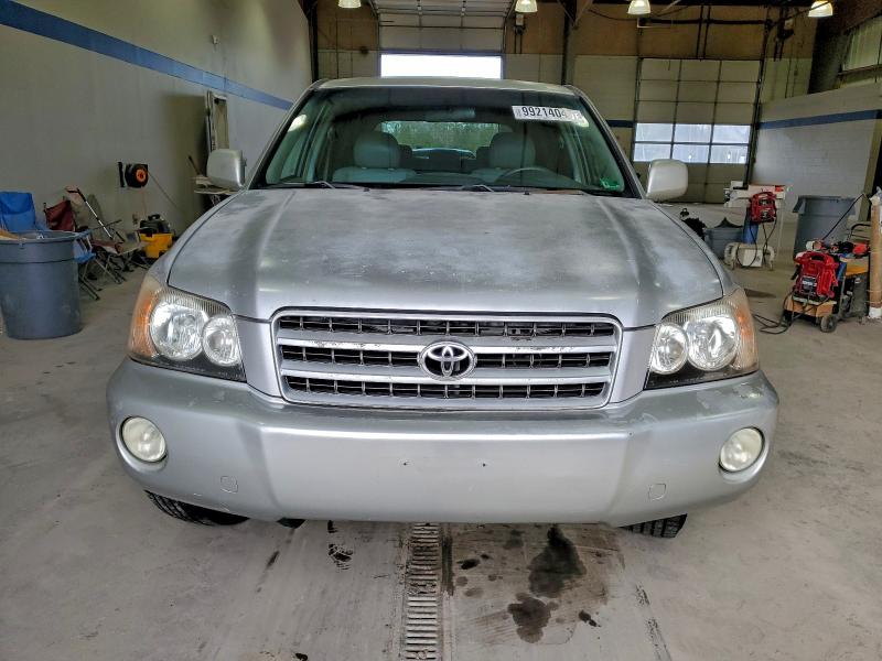 Photo 5 from auction – 2001 TOYOTA HIGHLANDER with VIN JTEGF21A810015343
