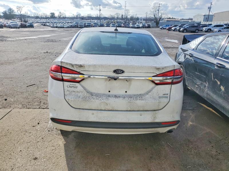 Photo 6 from auction – 2017 FORD FUSION SE with VIN 3FA6P0HD2HR240312