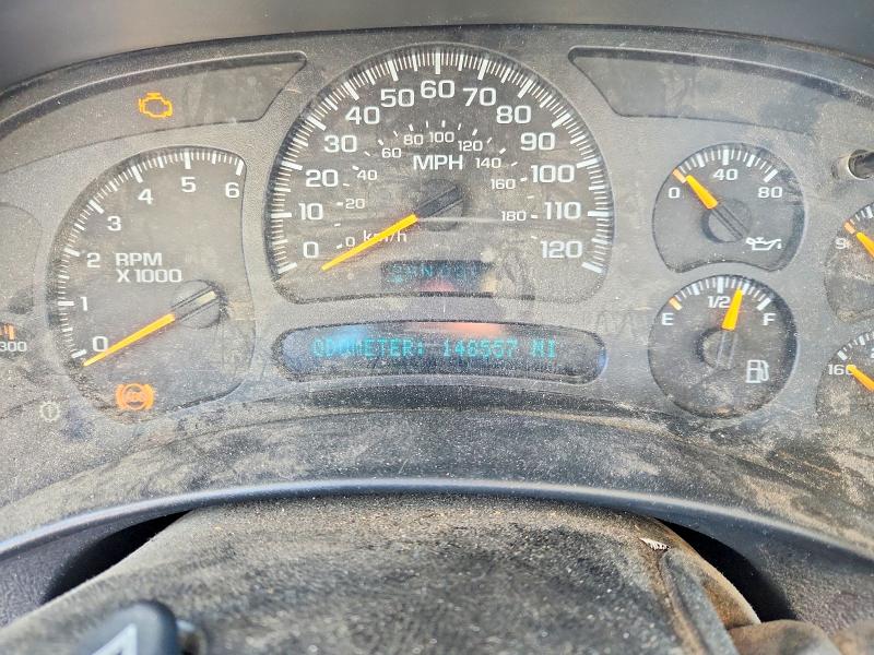 Photo 9 from auction – 2005 CHEVROLET SILVERADO with VIN 1GCHK23U35F971912
