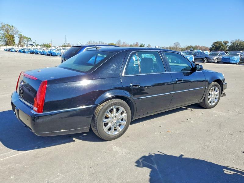 Photo 3 from auction – 2008 CADILLAC DTS with VIN 1G6KD57Y58U131423
