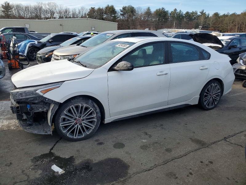 KIA FORTE GT 2022 with VIN 3KPF44AC5NE425372 - Photo from auction