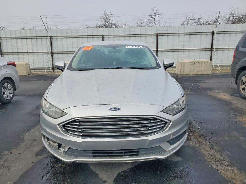 Photo 5 from auction – 2018 FORD FUSION SE with VIN 3FA6P0LU6JR133311