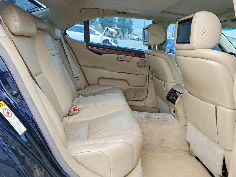 Photo 10 from auction – 2007 LEXUS LS 460L with VIN JTHGL46F575014996